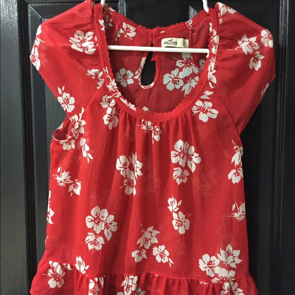 Hollister top-red with white flowers